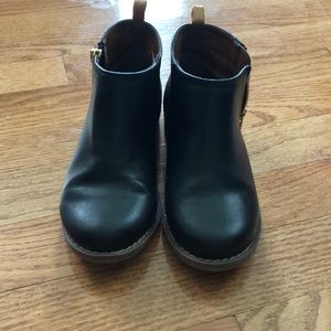 🌟Gap🌟 Toddler zip up ankle boots!!!  LIKE NEW